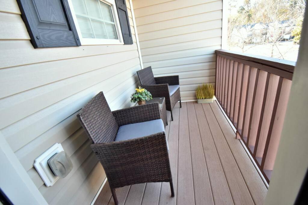 Cozy Renovated Winder Townhouse Traveller Awards 2025 Winner Exterior photo